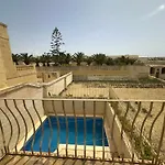 Nawrat - A Gozo Hideaway Проживание в семье *