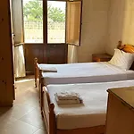 Nawrat - A Gozo Hideaway Проживание в семье