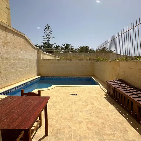 Проживание в семье Nawrat - A Gozo Hideaway
