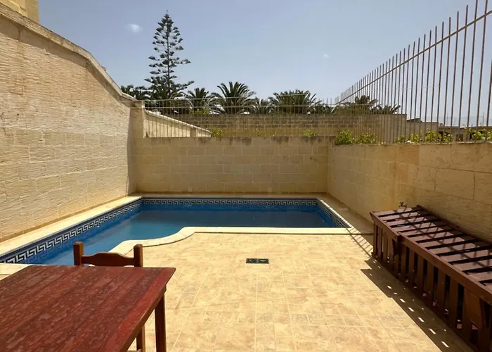 منزل للإقامة Nawrat - A Gozo Hideaway